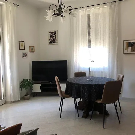 Appartement Con Posto Auto Privato *