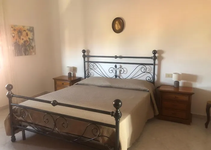 Con Posto Auto Privato Lägenhet Riva Ligure