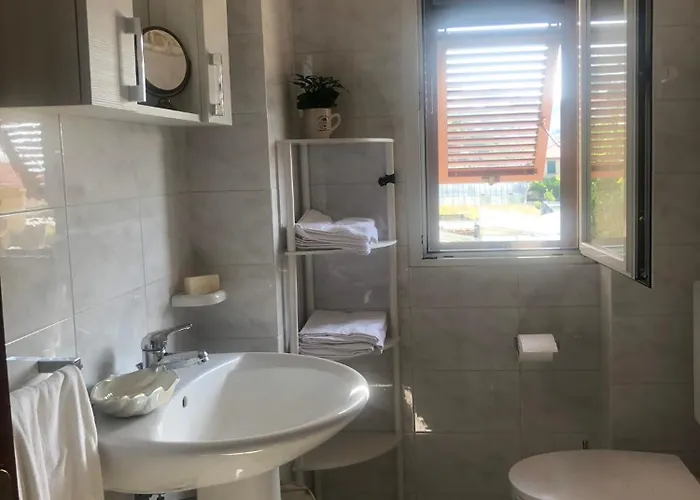 Lägenhet Con Posto Auto Privato Riva Ligure