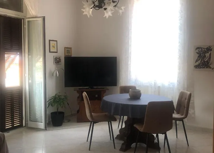 Con Posto Auto Privato