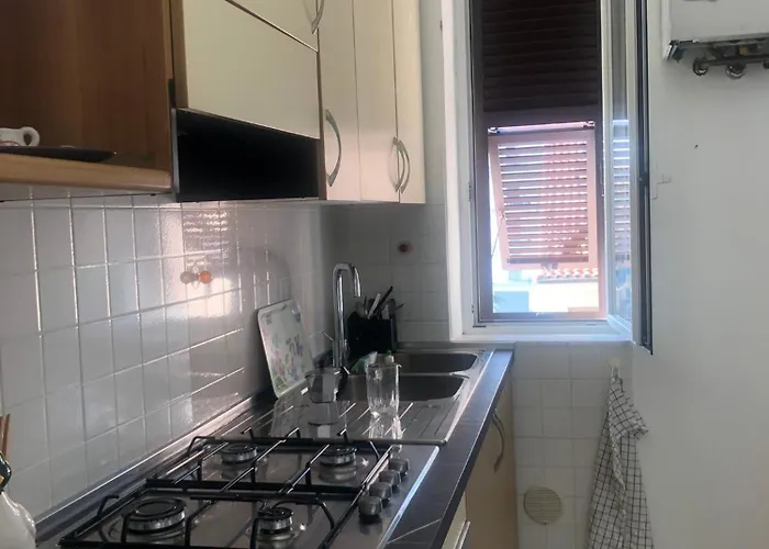 Lägenhet Con Posto Auto Privato Riva Ligure