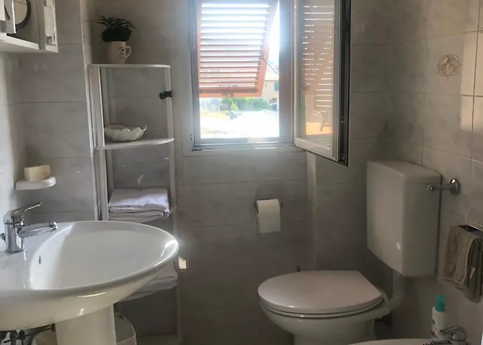 Lägenhet Con Posto Auto Privato *