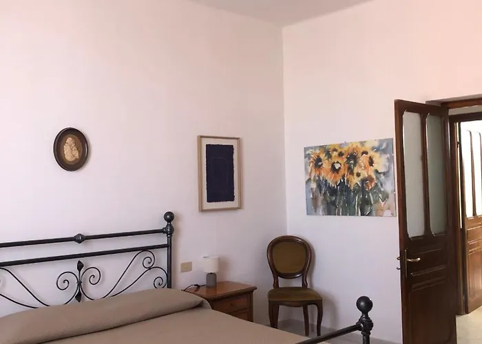 Con Posto Auto Privato Riva Ligure